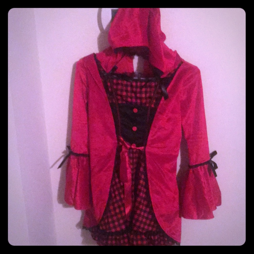 Girls costume